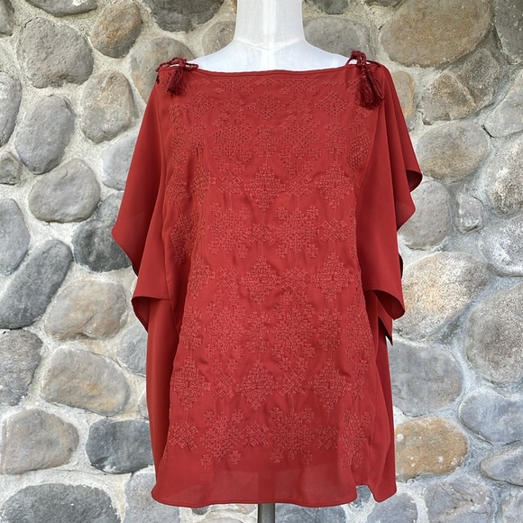 Mossimo boho tribal embroidered cayenne red top w/ tassel ties & flutter sleeve - Picture 1 of 7